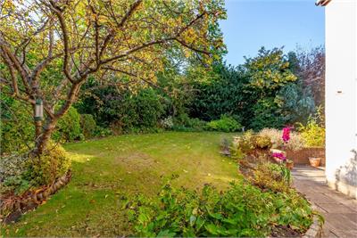 29 Fernielaw Avenue, Colinton, Edinburgh, EH13 0EF - image 28