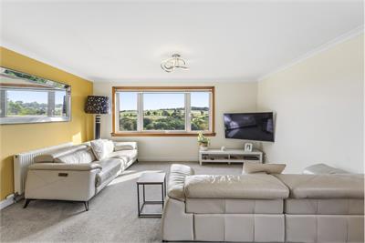 4 Waulkmill Road, Penicuik, Midlothian, EH26 8LB - image 2