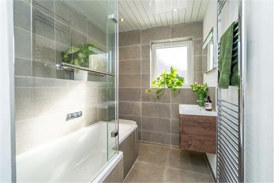 14/5 Sandport, The Shore, Edinburgh, EH6 6PL - image 12