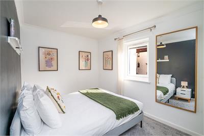 14/5 Sandport, The Shore, Edinburgh, EH6 6PL - image 7