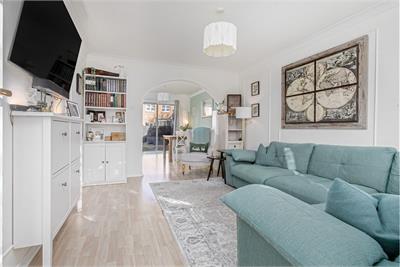 37 North Larches, Dunfermline, KY11 4NX - image 2