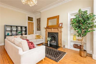 Flat 3, 10 Promenade Terrace, Portobello, EH15 1DT - image 3