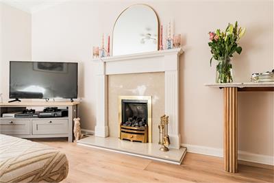 545/5 Lanark Road, Juniper Green, EH14 5DE - image 3
