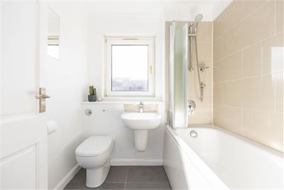 8 North Bughtlinrig, Edinburgh, EH12 8XY - image 16