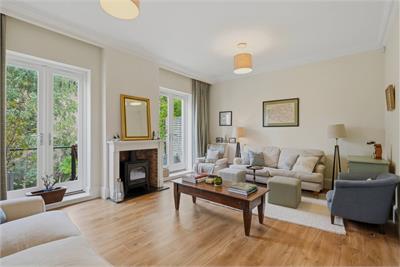 55 Larkfield Gardens, Edinburgh, EH5 3QB - image 3