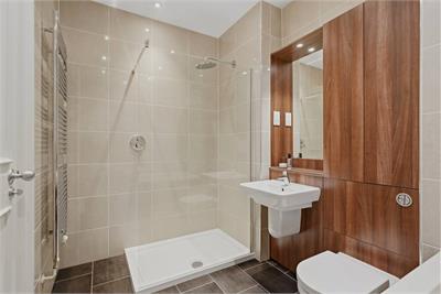 55 Larkfield Gardens, Edinburgh, EH5 3QB - image 21