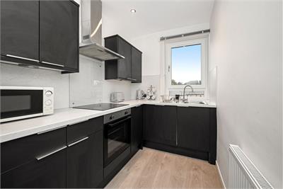 8/5 Whitson Grove, Stenhouse, Edinburgh, EH11 3DS - image 5