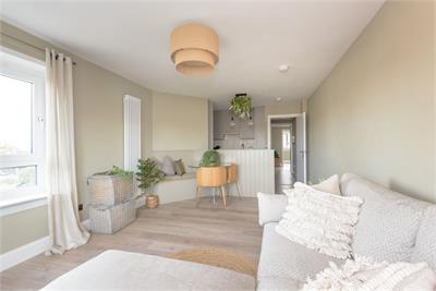7 Abbey Court, North Berwick, East Lothian, EH39 4BY - image 3