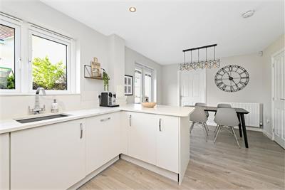 22 Poynters Road, Broxburn, EH52 5ED - image 7