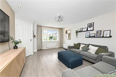 22 Poynters Road, Broxburn, EH52 5ED - image 1