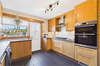 35 Castle Avenue, Port Seton, EH32 0EL - image 4