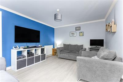 12 Westburn Park, Westburn, Edinburgh, EH14 2RU - image 2