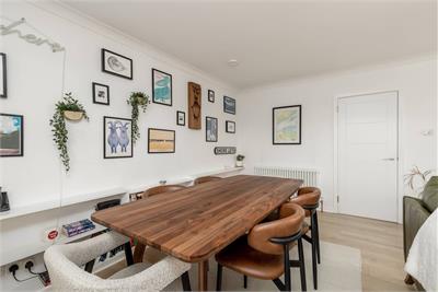 39 Cramond Gardens, Cramond, EH4 6PT - image 8