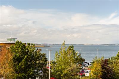 1/14 Western Harbour Drive, Edinburgh, EH6 6LR - image 23