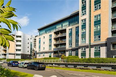 1/14 Western Harbour Drive, Edinburgh, EH6 6LR - image 25