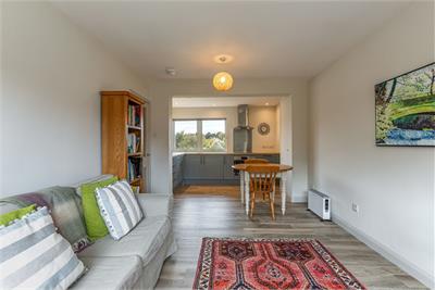 7 St Dunstans Park, Melrose, TD6 9LF - image 4