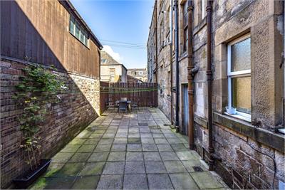 11/1 Bourtree Place, Hawick, TD9 9HN - image 15