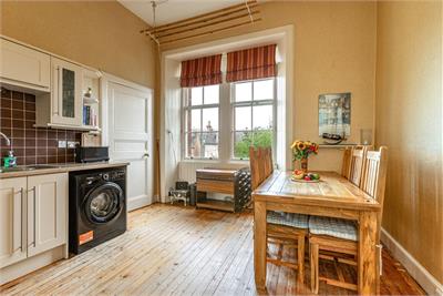11 Market Square, Melrose, TD6 9PQ - image 14