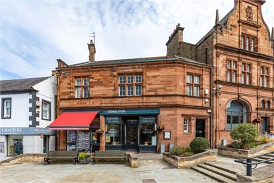 11 Market Square, Melrose, TD6 9PQ - image 1