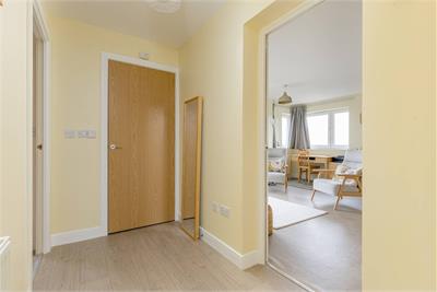 Flat 3, 55 Waterfront Avenue, Edinburgh, EH5 1JD - image 13