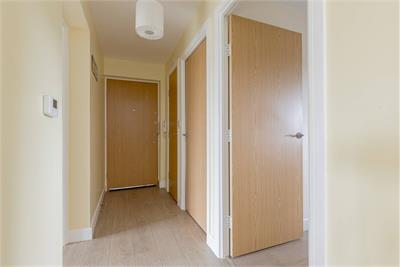 Flat 3, 55 Waterfront Avenue, Edinburgh, EH5 1JD - image 14
