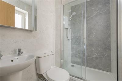 Flat 3, 55 Waterfront Avenue, Edinburgh, EH5 1JD - image 9