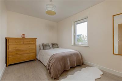 Flat 3, 55 Waterfront Avenue, Edinburgh, EH5 1JD - image 10