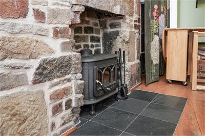 36/3 Rodney Street, Canonmills, Edinburgh, EH7 4DX - image 5