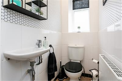 68/2 Lorne Street, Edinburgh, EH6 8QF - image 11