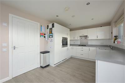 76 Swift Street, Dunfermline, KY11 8ZL - image 12