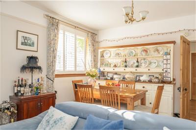 Minchview, 13 Park Avenue, Walkerburn, EH43 6AN - image 14