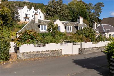 Minchview, 13 Park Avenue, Walkerburn, EH43 6AN - image 3