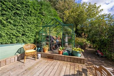 Minchview, 13 Park Avenue, Walkerburn, EH43 6AN - image 34