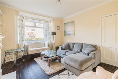 8 Glendevon Grove, Edinburgh, EH12 5UX - image 3