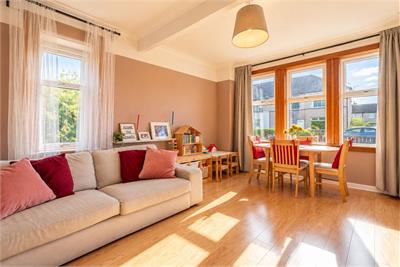 47 Kelvin Street, Largs, KA30 9BD - image 2