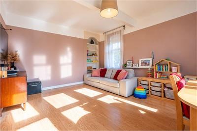 47 Kelvin Street, Largs, KA30 9BD - image 3