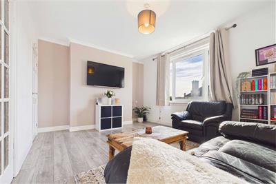 41/6 Stenhouse Avenue West, Stenhouse, Edinburgh, EH11 3EY - image 1
