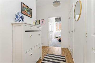 4/15 Arneil Place, Edinburgh, EH5 2GT - image 12