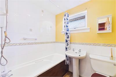 5 Newhouse Avenue, Dunbar, EH42 1NE - image 13