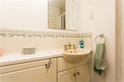 16/5 Powderhall Road, Edinburgh, EH7 4GB - image 13