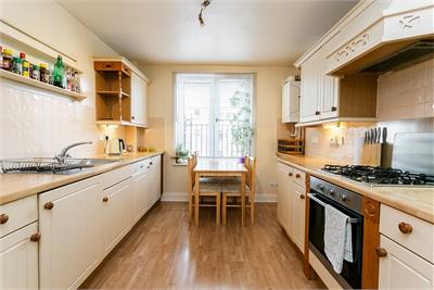 16/5 Powderhall Road, Edinburgh, EH7 4GB - image 6