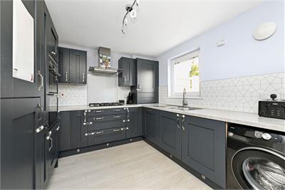 30 Reeforts Avenue, Bilston, EH25 9AD - image 5