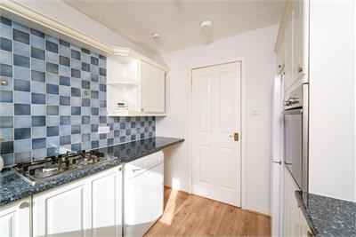 92 Stuart Crescent, Edinburgh, EH12 8XT - image 5