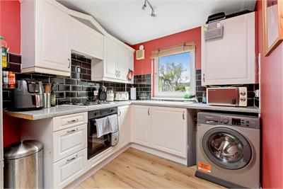 5/1 Hermitage Park Lea, Leith Links, Edinburgh, EH6 8DY - image 4