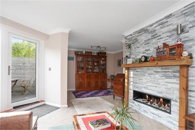8 Briery Bauks, Newington, Edinburgh, EH8 9TE - image 3