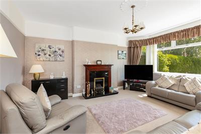 8 Greenbank Rise, Greenbank, Edinburgh, EH10 5RW - image 2