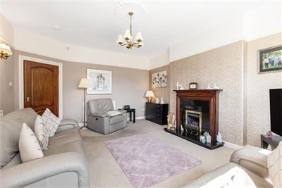 8 Greenbank Rise, Greenbank, Edinburgh, EH10 5RW - image 3