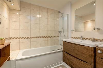 48/3 Belford Road, Dean Village, Edinburgh, EH4 3BR - image 10