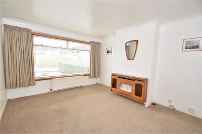 5 Muir Wood Crescent, Currie, EH14 5HD - image 2