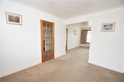 5 Muir Wood Crescent, Currie, EH14 5HD - image 5